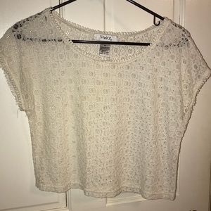 Pinky - Lacey top. Can be worn with anything!